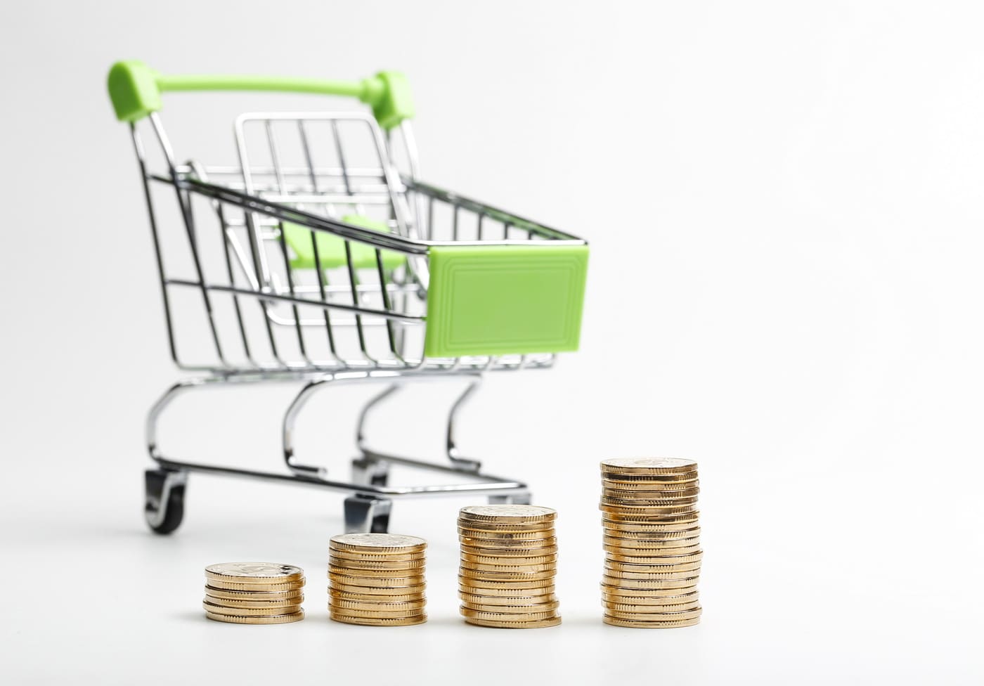 coins-pile-shopping-cart-white-background (1)